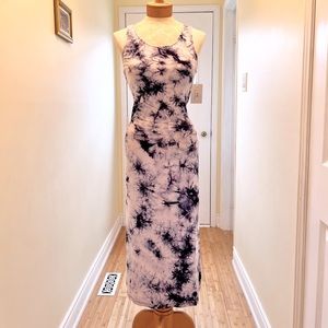 Gorgeous Halston Maxi Dress